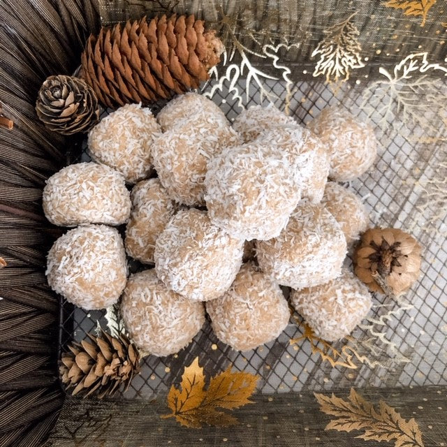 No-Bake Fit MCT Cake Balls